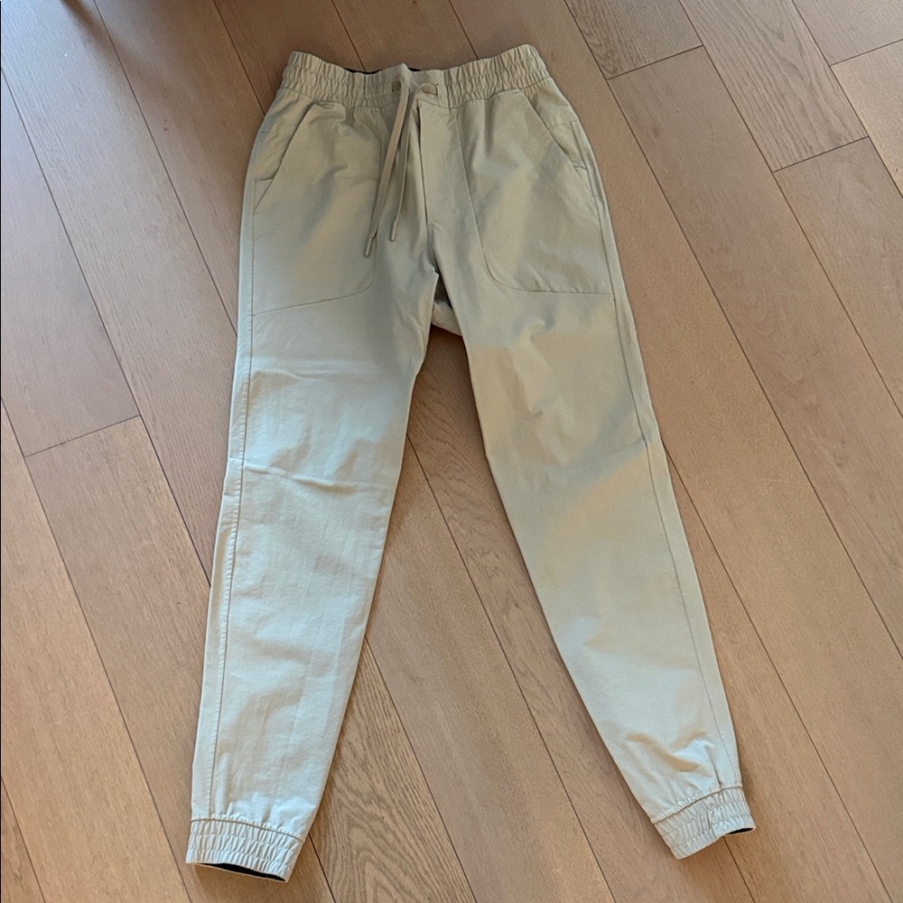 Men's Lululemon Beige Jogger Pants